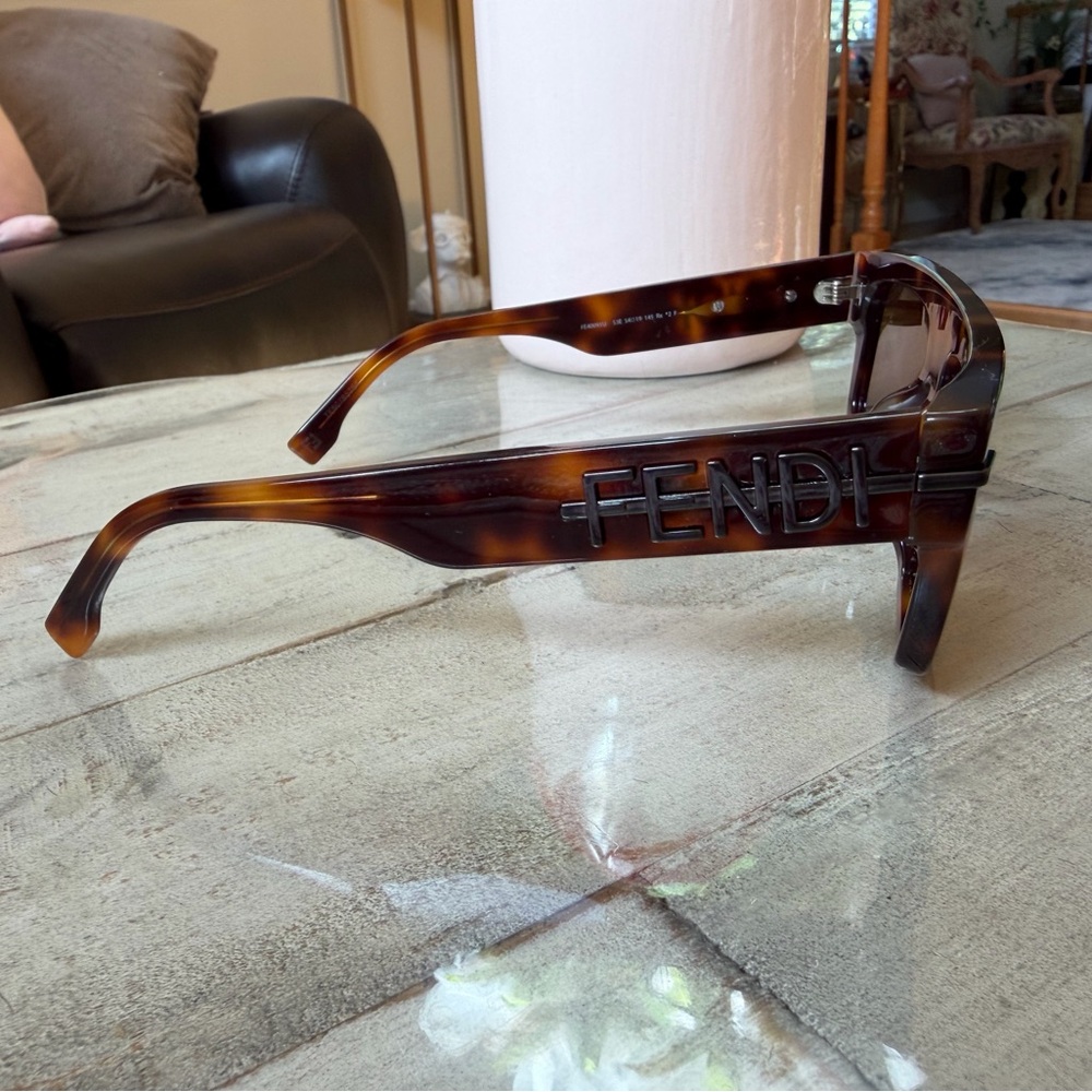 Fendi ✨ Sunglasses ✨
